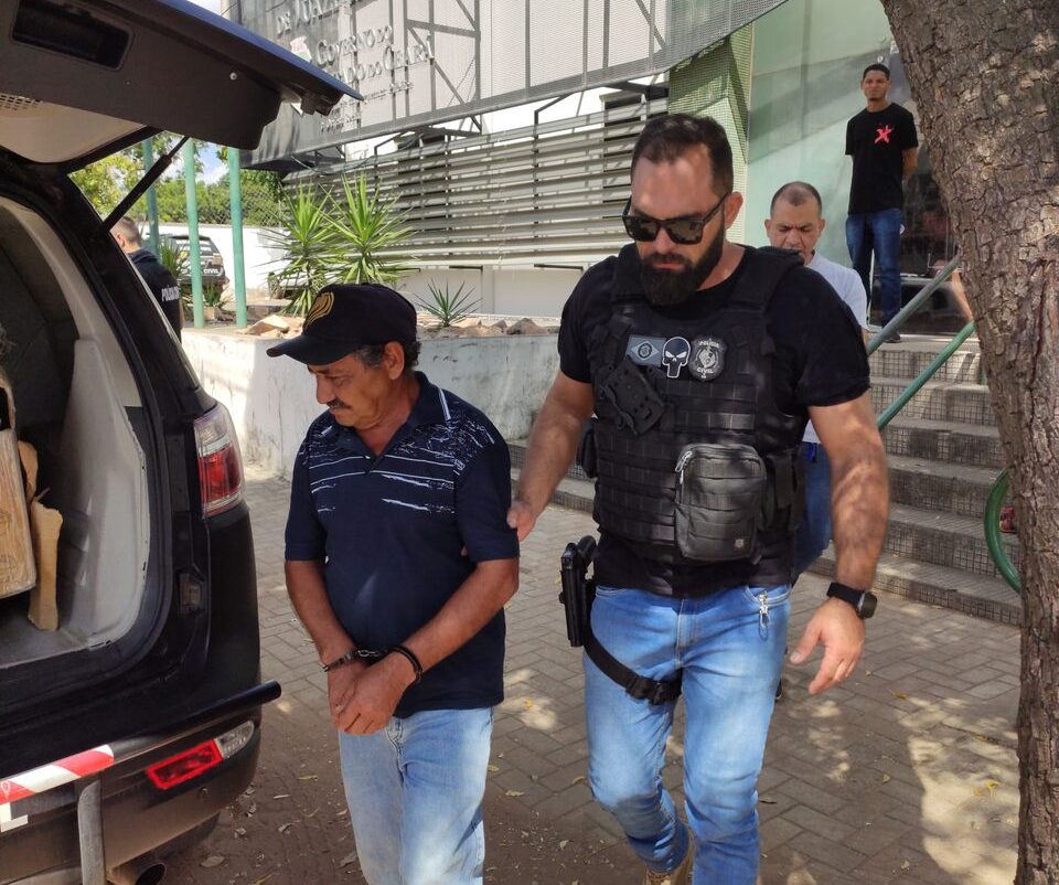 AO VIVO: homem condenado por matar adolescente com quem se relacionava no ano 2000 é preso pela Polícia Civil de Juazeiro do Norte