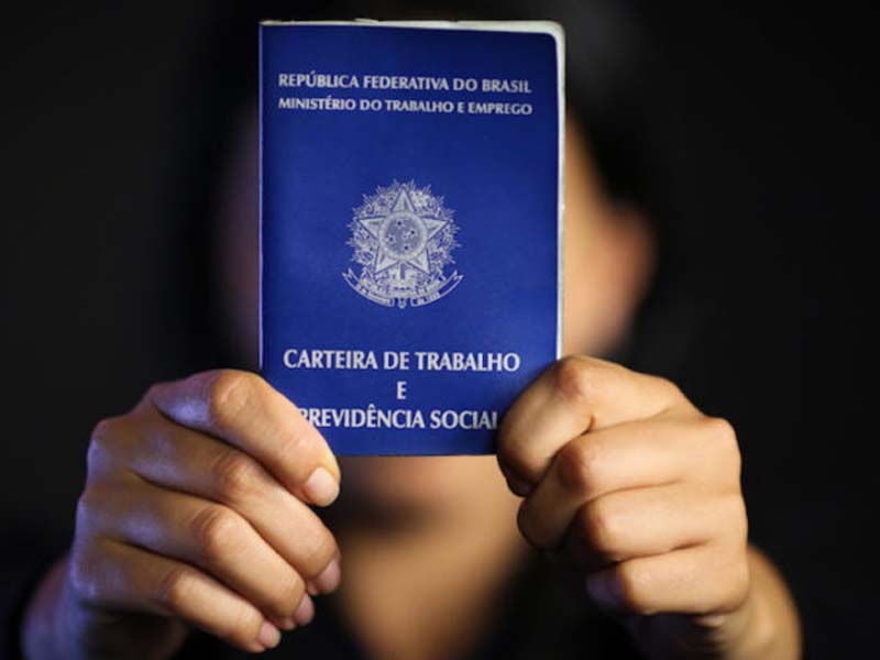 Desemprego cai em 18 estados no segundo trimestre