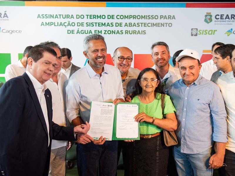 Mais de 2.700 famílias da zona rural terão abastecimento de água ampliado em 19 municípios; Cariri será beneficiado