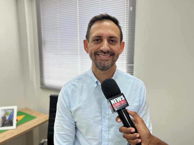 Video: Boaz diz que vai incluir sobrenome “Bolsonaro”, chama Auricelia de “vereadora da boca suja” e diz que ela votou em Lula