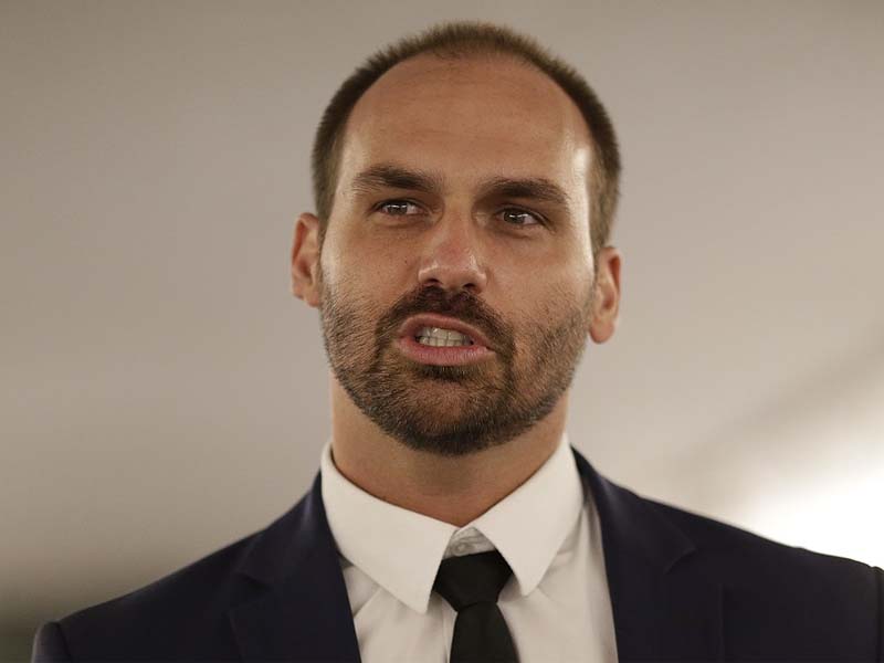 Motta destrava denúncias, e Conselho de Ética analisará pedidos de cassação de Eduardo Bolsonaro