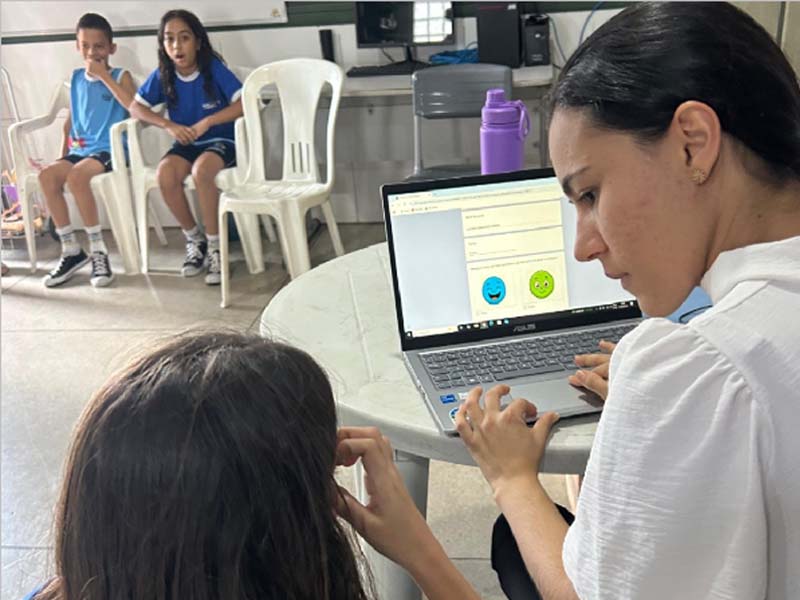 Secretaria de Educação de Juazeiro do Norte promove visita de nutricionistas a escola da rede municipal