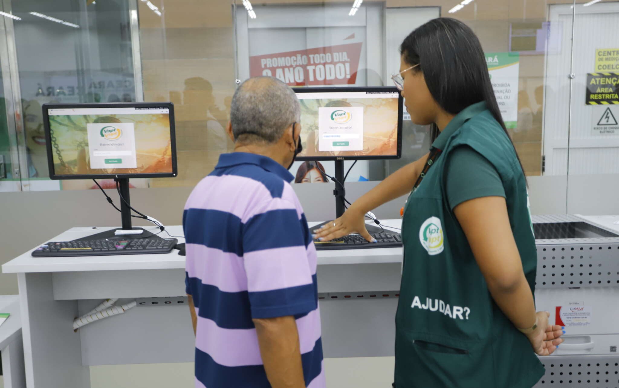 Presença de pessoas pretas e pardas no serviço público estadual cresce 149% no Ceará