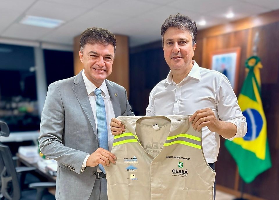 Em Brasília, secretário Fernando Santana articula com ministros projetos para o Ceará
