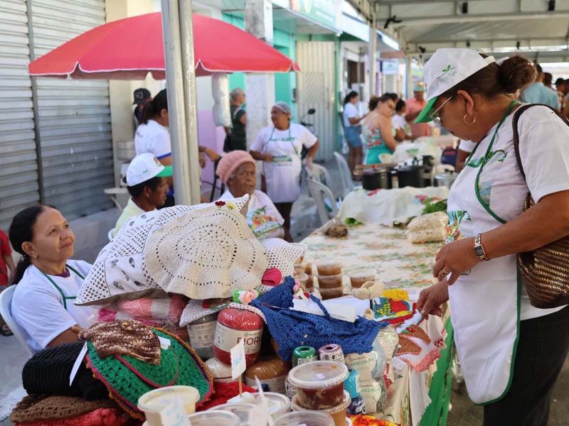 Feira da Agricultura Familiar integra programação da Semana do Município com outras ações de secretarias e reúne mais de 500 pessoas