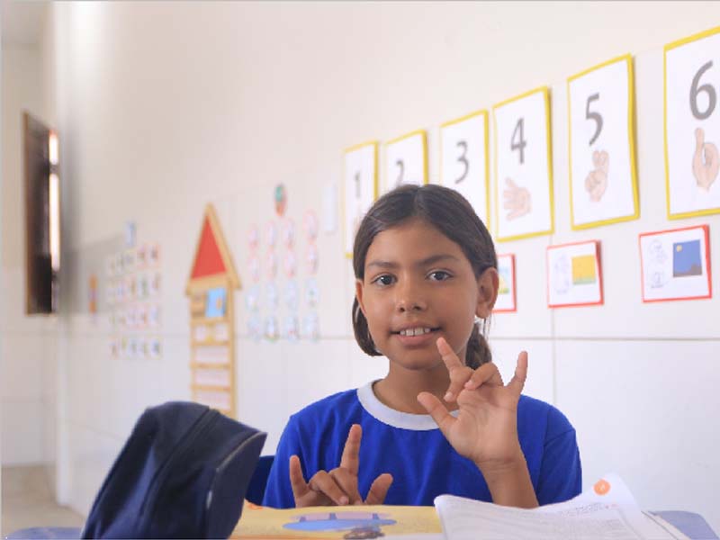 Secretaria de Educação promove evento sobre educação inclusiva para alunos surdos em Juazeiro do Norte