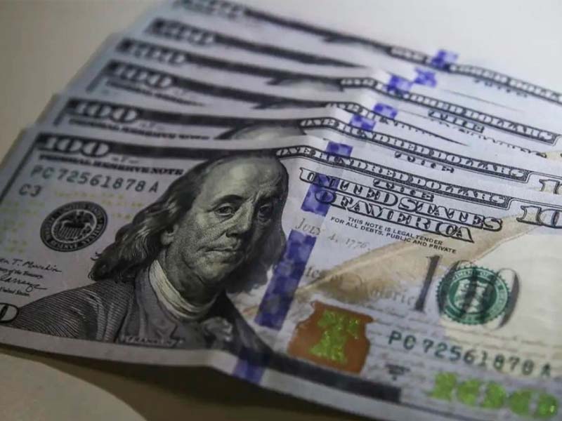 Dólar cai para R$ 5,31 após conversa entre Lula e Trump
