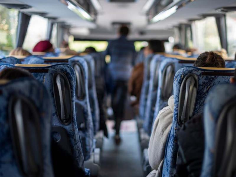 Pacientes de Juazeiro do Norte relatam problemas no transporte do Tratamento Fora do Domicílio