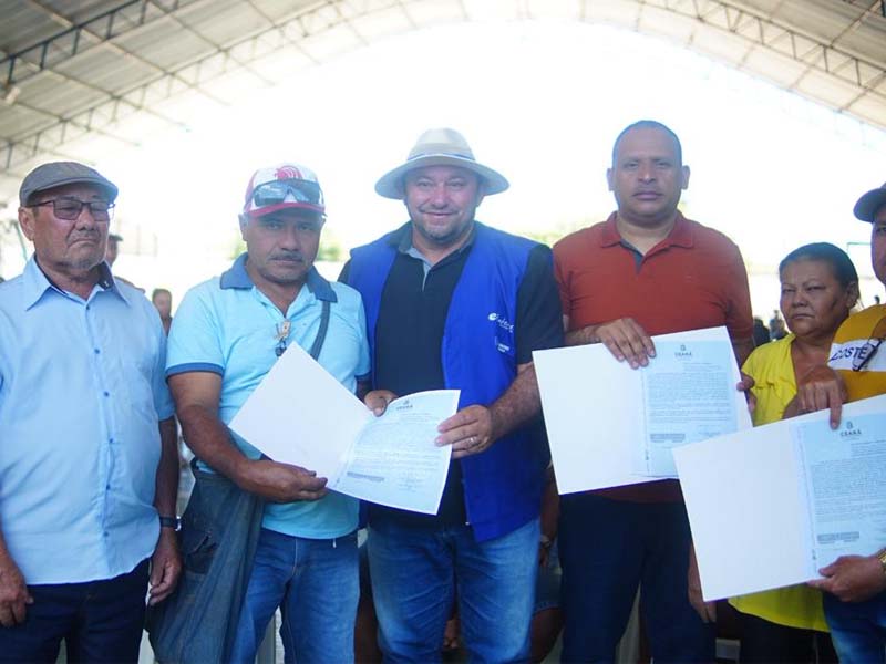 Prefeitura de Potengi realiza entrega de 303 títulos de terra a agricultores do município