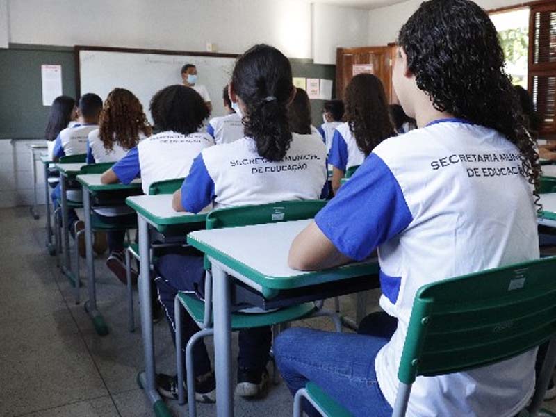 Secretaria de Educação do Crato adere ao Programa “Escola que Protege” do MEC