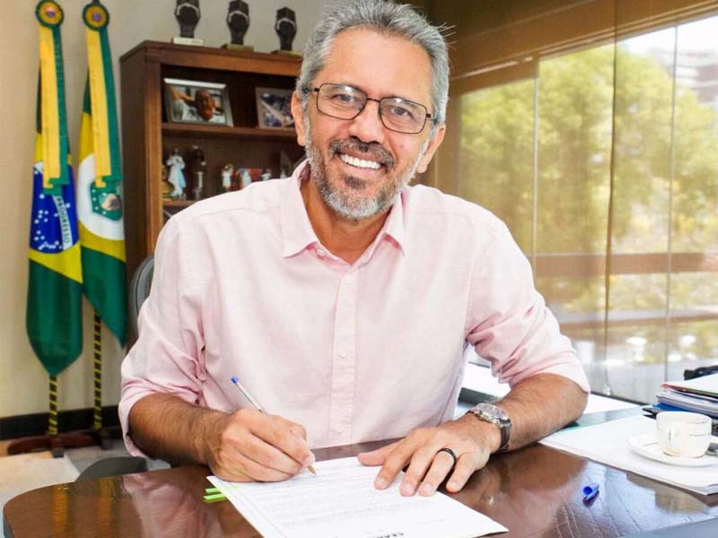 Governo do Ceará antecipa para dia 27 de outubro ponto facultativo referente ao dia do servidor público estadual