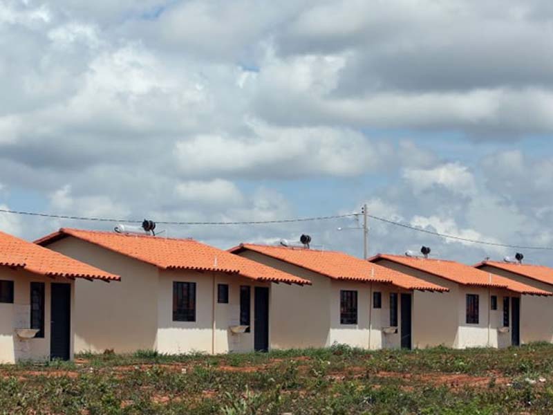 Barbalha realiza cerimônia de assinatura da ordem de serviço para construção de 150 casas do Minha Casa, Minha Vida