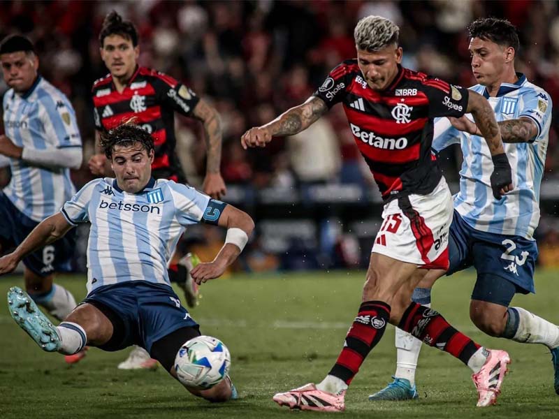Carrascal decide no fim, e Flamengo vence o Racing no Maracanã pela semifinal da Libertadores