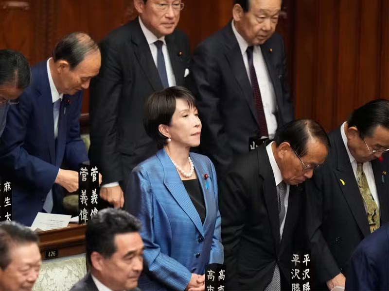Parlamento do Japão elege primeira mulher a ser primeira-ministra no país