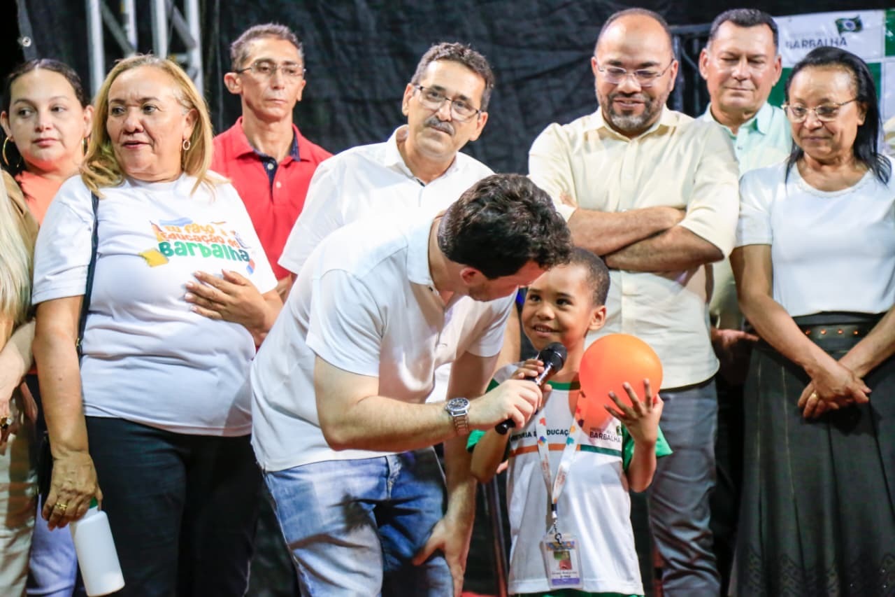 Prefeito de Barbalha Dr Guilherme  anuncia R$ 12 milhões em investimentos que fortalecem a educação do município