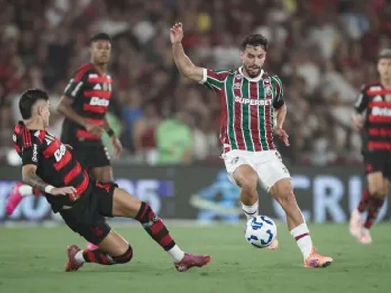 Em um clássico movimento, Fluminense derrota Flamengo no Maracanã
