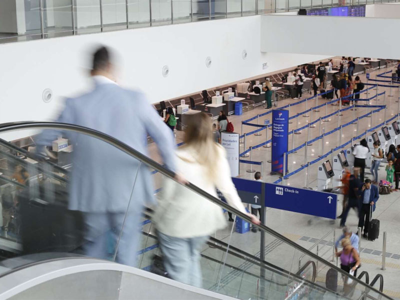 Setur projeta 1,04 milhão de turistas no Ceará na alta estação 2025/2026