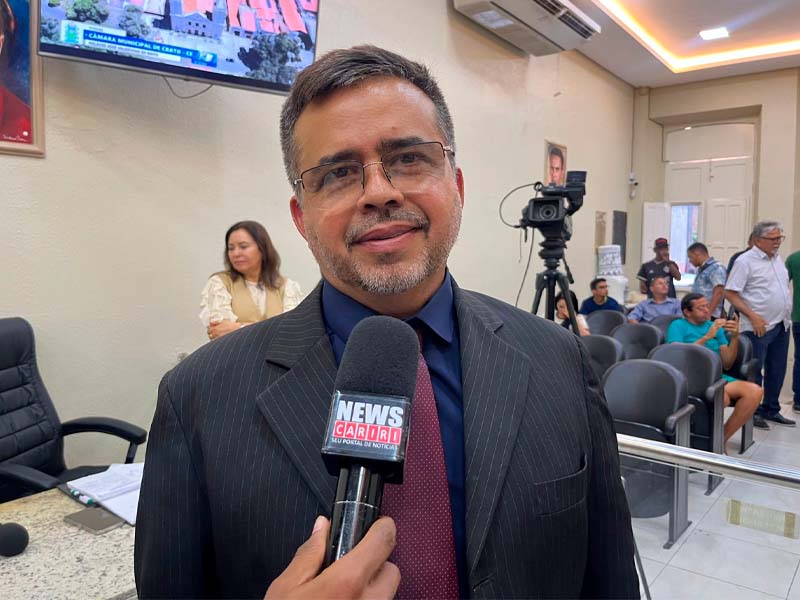 Vídeo: “Tomei conhecimento de que estamos sem carro do corpo de bombeiros no Crato”, diz Luís Carlos ao lamentar incêndios criminosos na Cidade