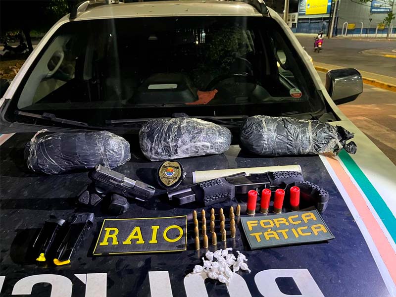 Ofensiva policial resulta na prisão de dois suspeitos e na apreensão três armas de fogo e drogas no Cariri