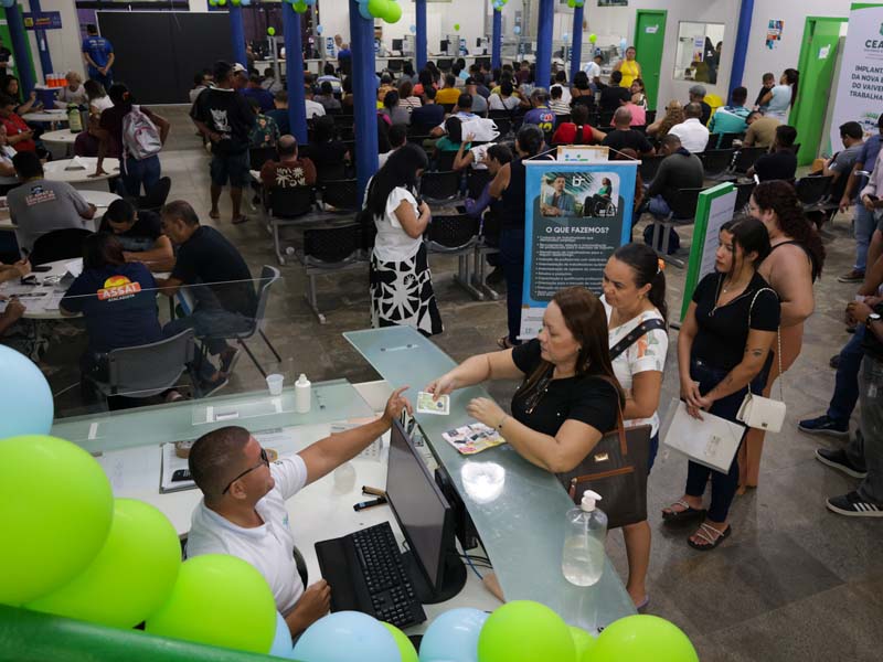 Ceará prevê 3 mil vagas temporárias para o fim do ano