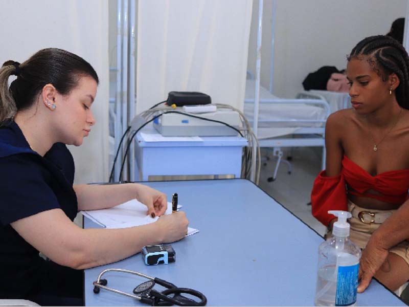 Mais de 2,4 mil atendimentos em saúde são realizados durante a Romaria de Finados