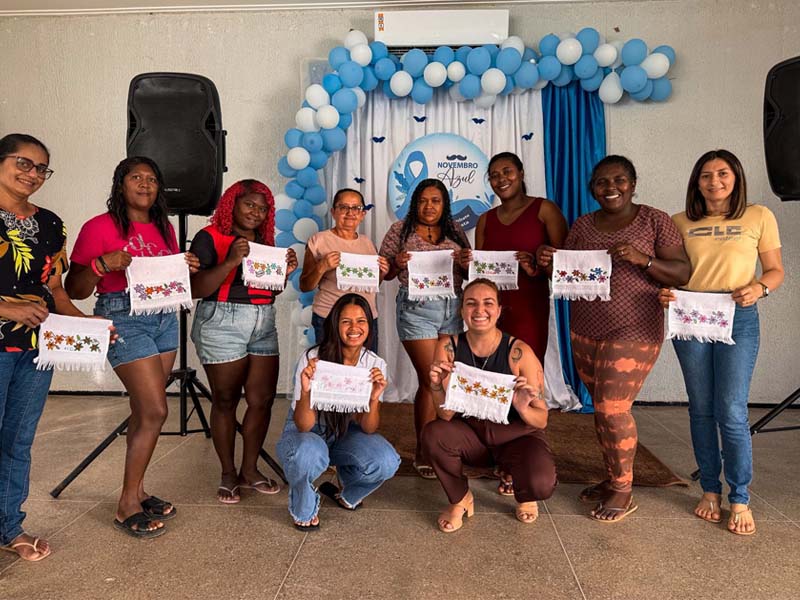 Salitre realiza reunião do Grupo PAIF de Mulheres no CRAS com Oficina de Pintura