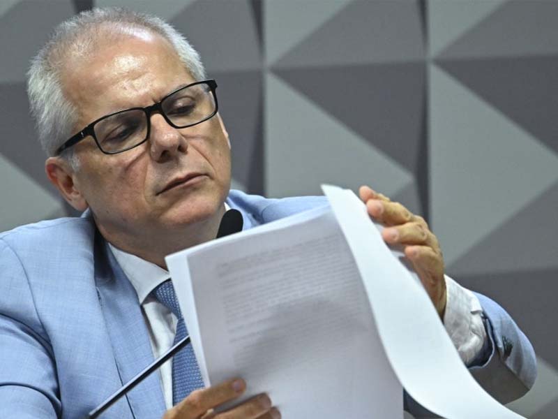 PF prende ex-presidente do INSS e faz buscas contra deputado e ex-ministro em nova fase da Operação Sem Desconto