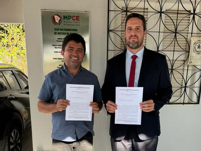 Prefeito Libório Leite assina TAC do Concurso Público de Assaré junto ao Ministério Público