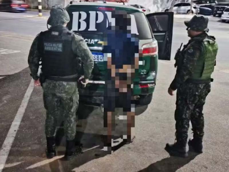 Homem é preso após furtar mulher durante Romaria de Finados em Juazeiro do Norte