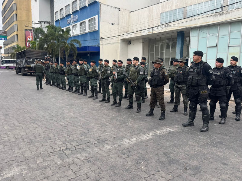 Vídeo: Polícia Militar inicia operação “Centro Seguro” para reforçar segurança na área comercial de Juazeiro do Norte durante fim do ano