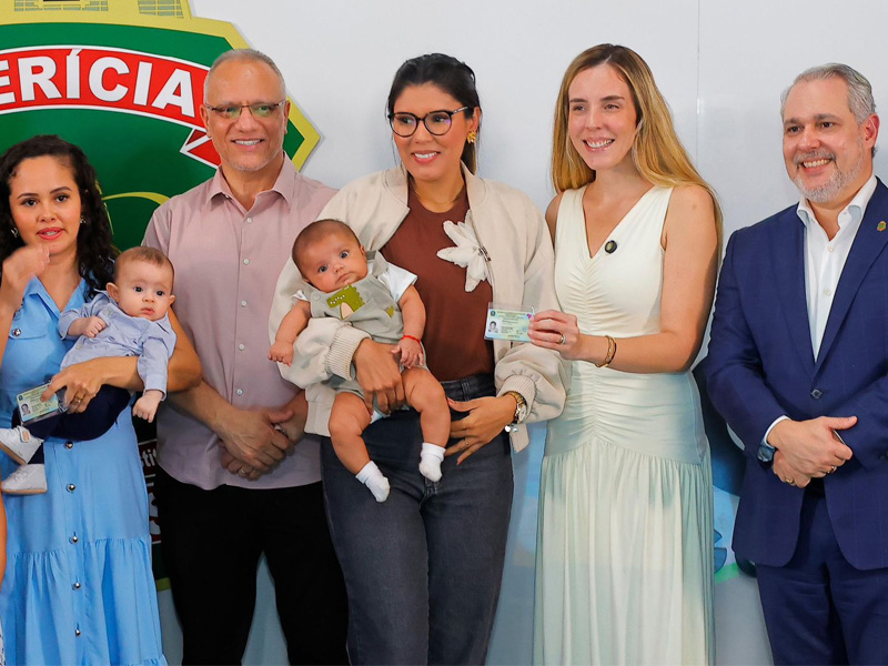 Jade Romero lança emissão de Identificação Neonatal Infantil do Ceará e amplia acesso à cidadania desde o nascimento