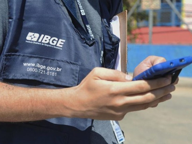 Concurso do IBGE oferece 9 mil vagas com salários de até R$ 3,3 mil; inscrições vão até amanhã