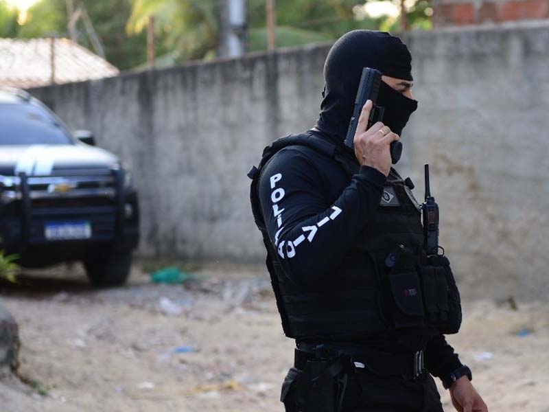 Capturas por integrar grupo criminoso sobem 96,4% entre janeiro e novembro de 2025, no Ceará