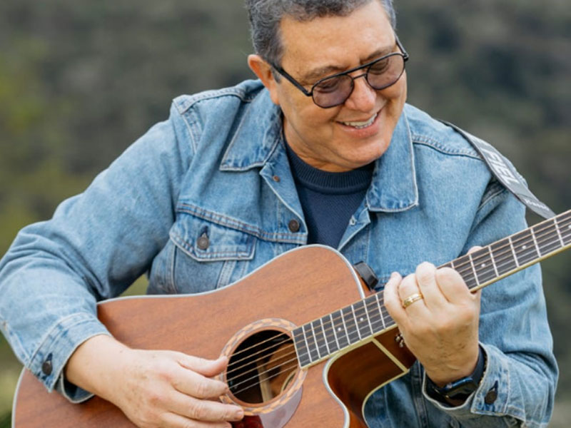 Louva, Altaneira: Municipio realiza Dia do Evangélico com show gospel de Nani Azevedo