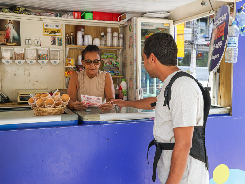 Felipe Vasques invade o centro do Juazeiro do Norte para prestar contas com a população