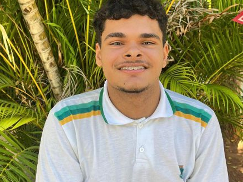 Estudante da EEEP Aderson Borges, em Juazeiro, é ouro na Olimpíada Cearense de Informática