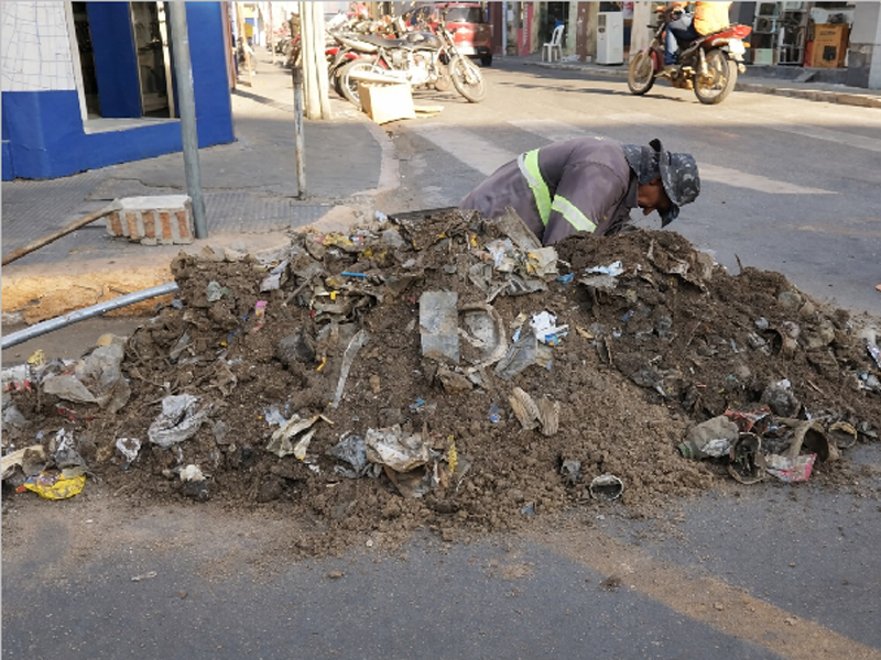 Juazeiro do Norte retira volume de resíduos equivalente a 40 caminhões por mês da rede de drenagem