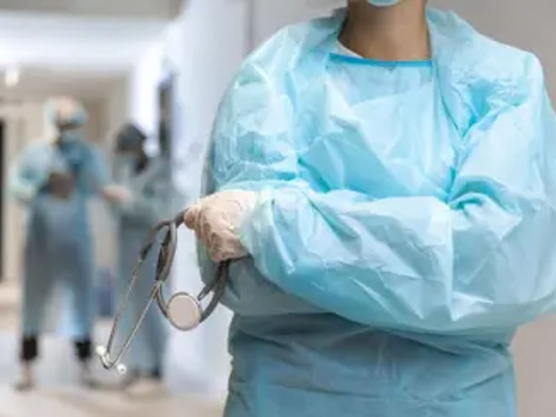 “OAB da medicina”: Senado avança com projeto que cria exame obrigatório para novos médicos