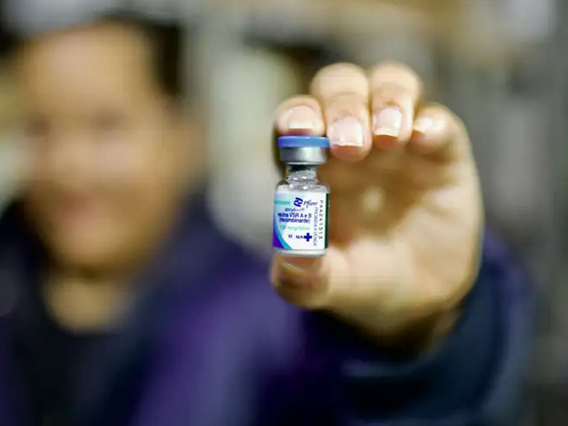 Governo começa a distribuir vacina contra vírus sincicial respiratório
