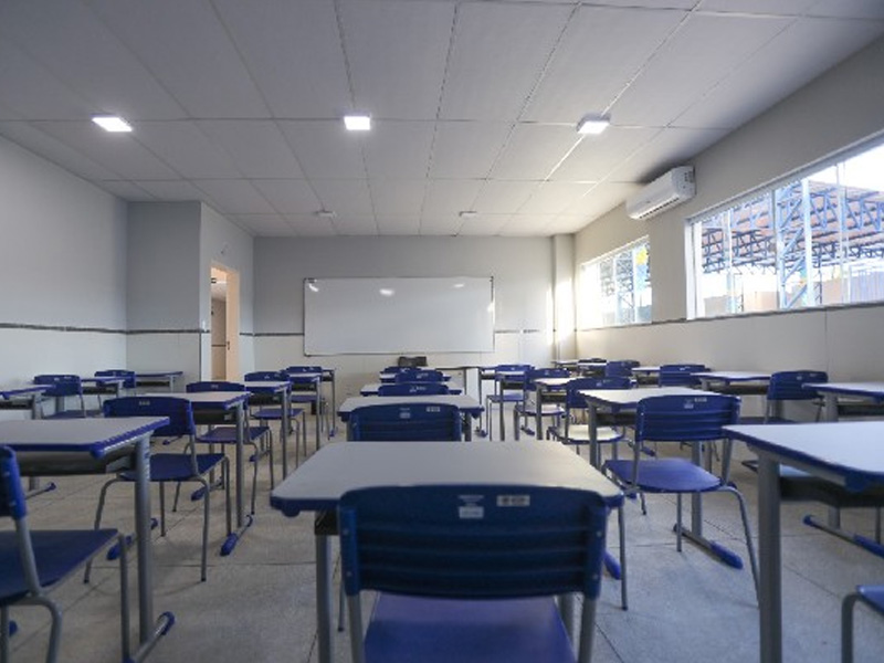 MEC negocia nova regra para reajuste do piso dos professores e tenta evitar perdas salariais em 2026