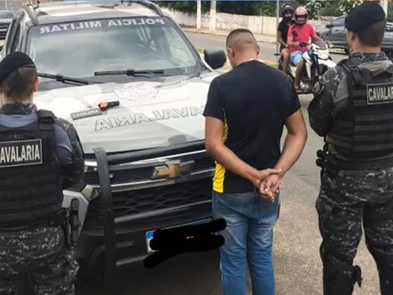 Homem é detido no Crato ao usar camisa do BPRAIO e portar simulacro de arma próximo à RFFSA