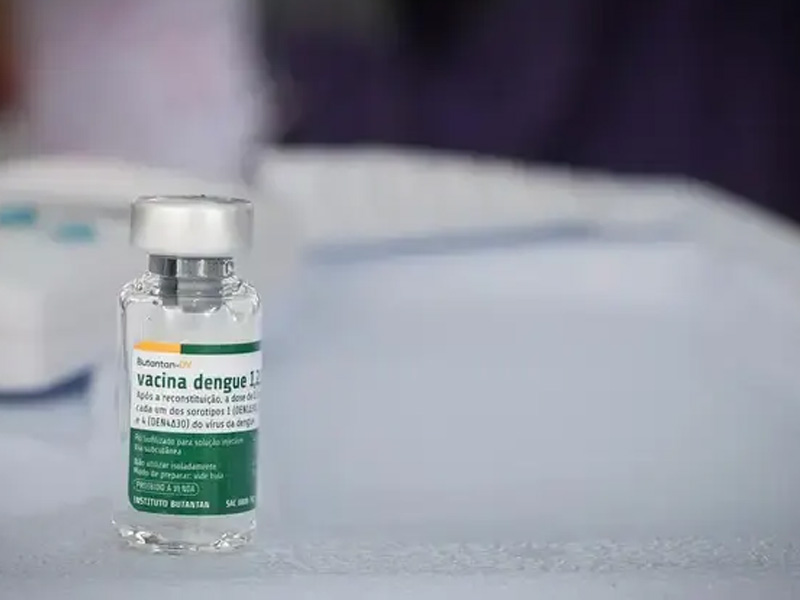 SUS vai vacinar profissionais de saúde contra dengue em fevereiro
