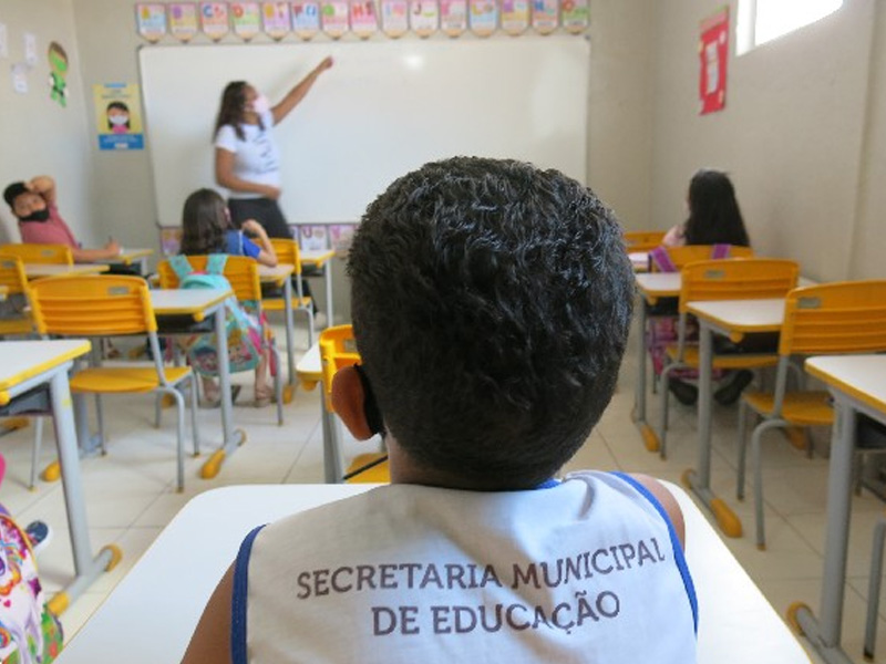 Professores temporários do Crato terão reajuste de 10,8% e direito ao terço de férias em 2026