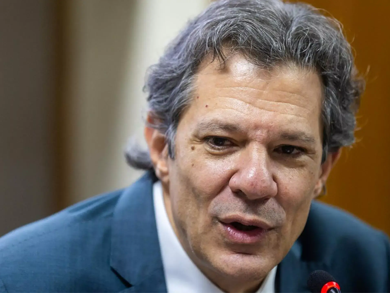 Haddad sinaliza saída em fevereiro e diz que Lula definirá substituto