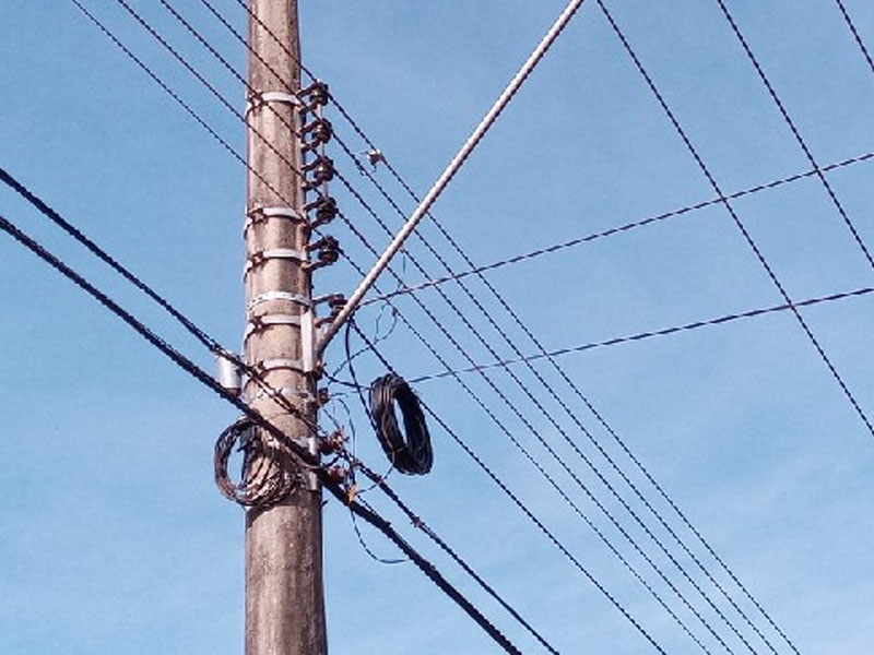 Juazeiro do Norte inicia operação para retirada de fios soltos e reforço da segurança urbana