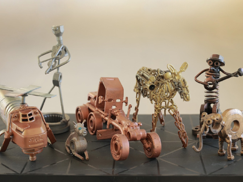 Juazeiro do Norte recebe exposição de arte em ferro reutilizado com obras disponíveis para venda