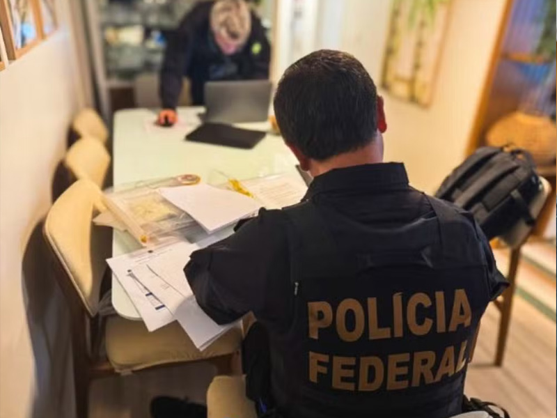 Banco Master: PF faz buscas em endereços de Daniel Vorcaro e parentes dele