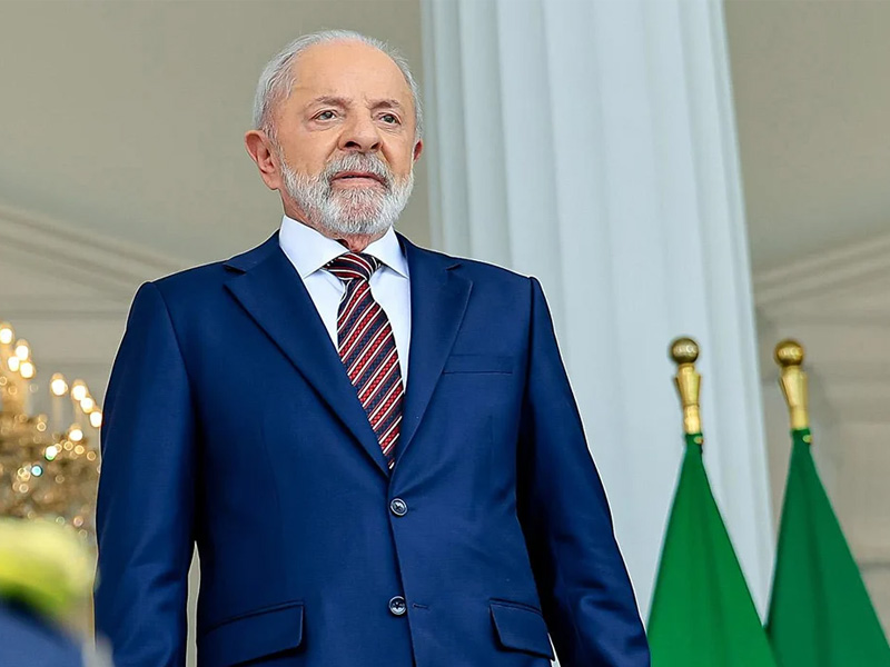 Lula fará cirurgia de catarata no olho esquerdo na sexta-feira