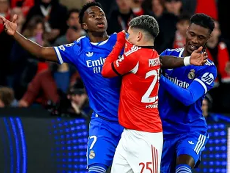 Vini Jr marca golaço e denuncia caso de racismo em Liga dos Campeões