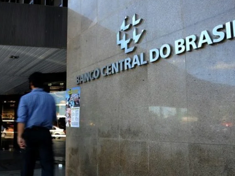 Focus: Mercado reduz projeção para alta do IPCA este ano a 3,95%